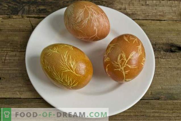 Kā krāsot olas Lieldienām ar kurkuma, sīpolu mizu, marli ...