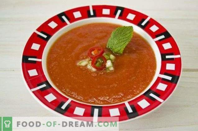 Gazpacho - aukstā tomātu zupa