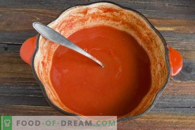 Mājas tomātu sula blenderī