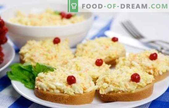 Populārākā uzkoda ir olas ar sieru un ķiplokiem. Receptes dažādiem olu un siera ēdieniem un ķiplokiem