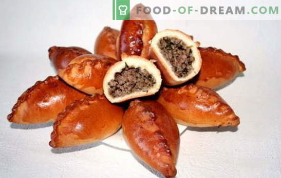 Aknu pīrādziņi ir barojošs krievu ēdiens. Receptes dažādiem pīrāgiem ar aknām: pannā un krāsnī, pievienojot rīsus, kartupeļus, olas