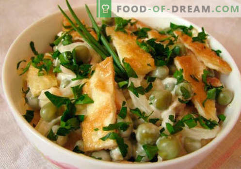 Omletes salāti - labākās receptes. Kā pareizi un garšīgi pagatavoti salāti ar olu kulteni.