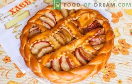 Rauga ābolu pīrāgs krāsnī - gaisīgs! Slēgts un atvērts rauga ābolu pīrāgs krāsnī