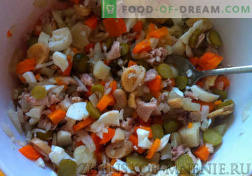 Ananāsu salāti - recepte ar fotogrāfijām un soli pa solim