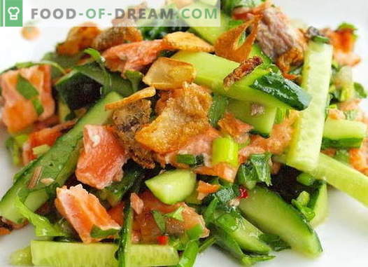 Salāti ar lašiem un gurķiem - pareizās receptes. Ātri un garšīgi gatavojiet salātus ar lasi un gurķi.