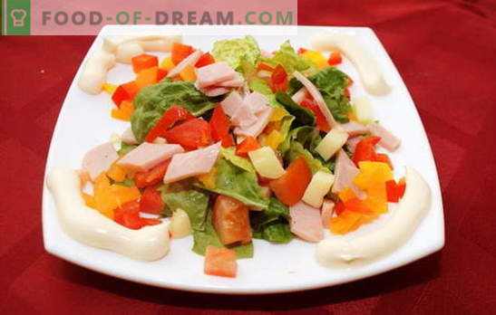 Een salade maken met paprika en ham. Ongebruikelijke recepten voor een smakelijke salade met ham en paprika
