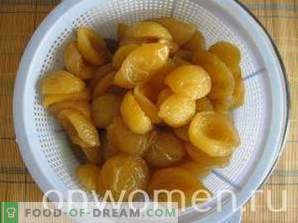 Saldētas aprikožu sēklas bez sēklām